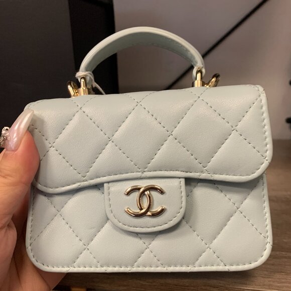 81957 Chanel Light Blue Leather Top Handle Flap Coin Purse with Chain - Picture 2 of 8